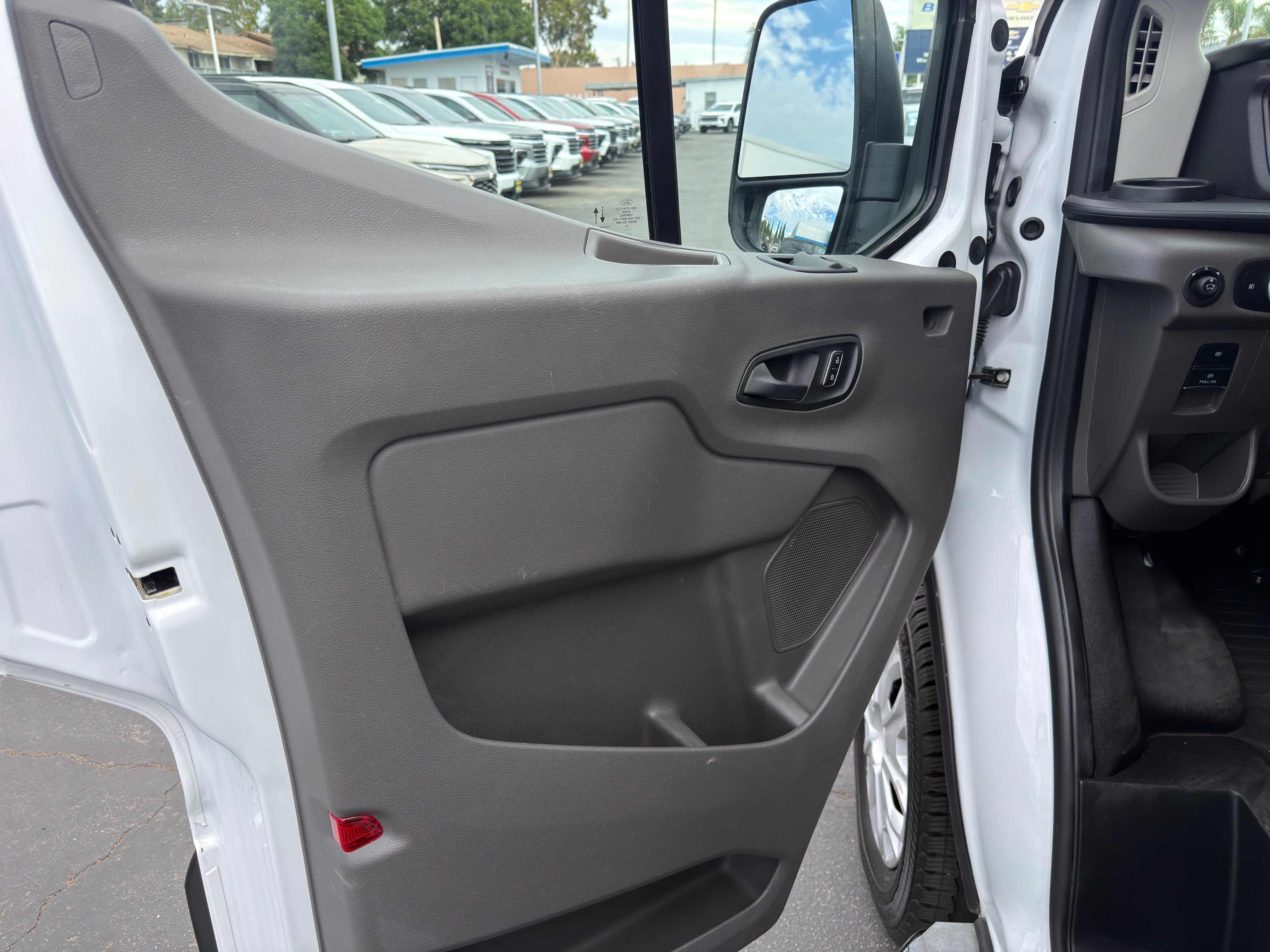 Used 2025 Ford Transit 250 Low Roof w/ Exterior Upgrade Package RWD image 22