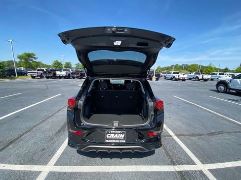 Used 2026 Buick Encore GX Sport Touring w/ Advanced Technology Package FWD image 25