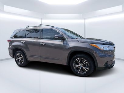 Used 2016 Toyota Highlander XLE