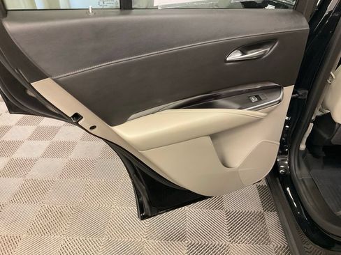 Used 2020 Cadillac XT4 Luxury AWD/4WD image 31