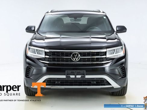 Used 2023 Volkswagen Atlas Cross Sport SE w/ Panoramic Sunroof Package image 16