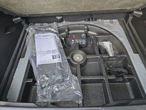 Used 2023 Jeep Renegade Altitude w/ Sun/Sound Group image 98