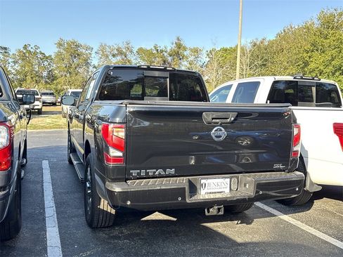 Certified 2020 Nissan Titan SL image 3