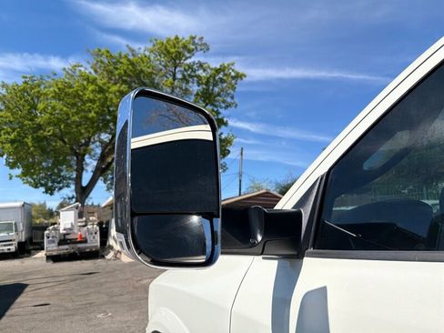 Used 2018 RAM 2500 Laramie image 32