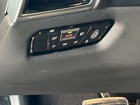 Used 2020 BMW 840i Coupe w/ M Sport Package RWD image 32