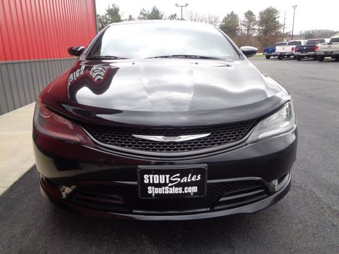 Used 2015 Chrysler 200 S image 10
