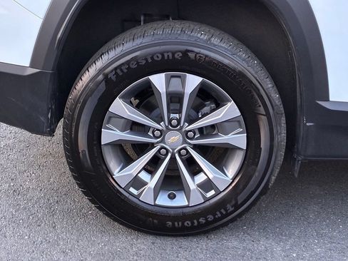 Used 2026 Chevrolet Equinox LT FWD image 47