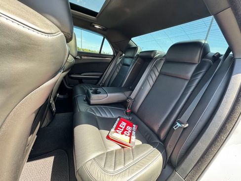 Used 2023 Chrysler 300 C RWD image 19