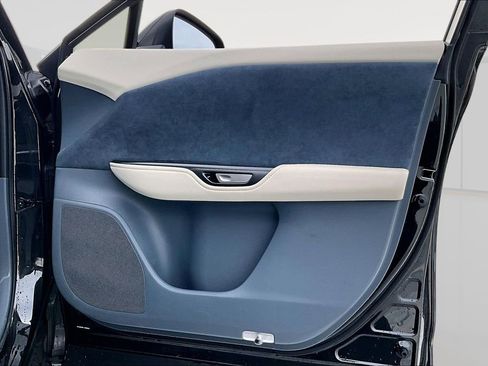 Used 2023 Lexus RZ 450e Premium w/ Accessory Package (2T) image 26