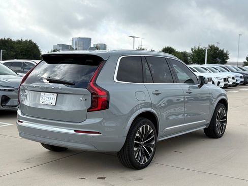 New 2026 Volvo XC90 B6 Ultra w/ Protection Package image 4