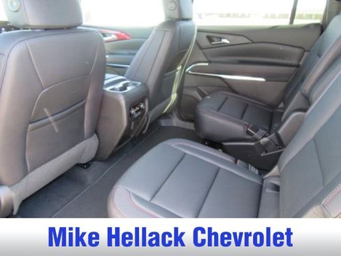 New 2026 Chevrolet Traverse Z71 w/ Driver Confidence Package AWD/4WD image 11