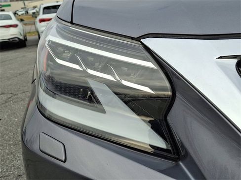 Used 2021 Lexus GX 460 Premium w/ Premium Package image 9