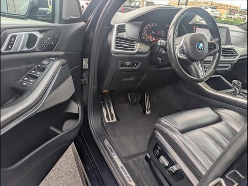 Used 2020 BMW X5 M50i w/ Premium Package image 6