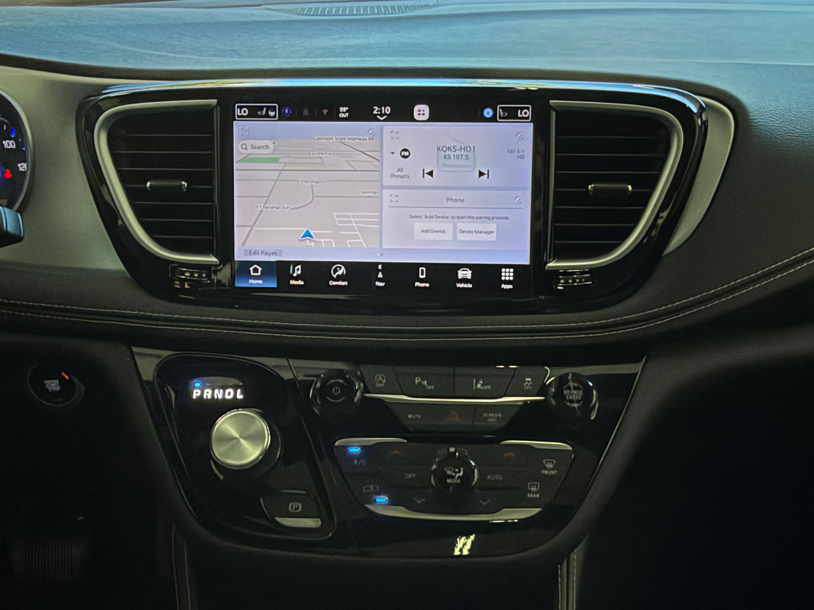 Used 2025 Chrysler Pacifica Limited FWD image 20