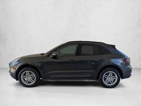 Used 2017 Porsche Macan AWD/4WD image 9