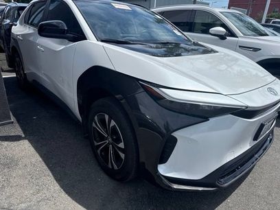 Used 2023 Toyota bZ4X AWD w/ Weather Package