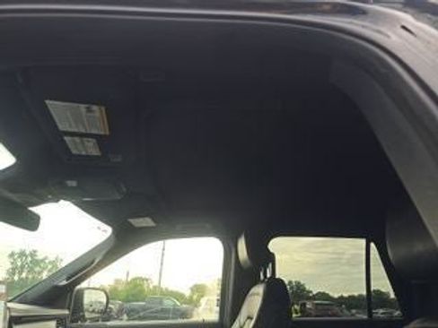 Used 2023 Ford Expedition Limited AWD/4WD image 19