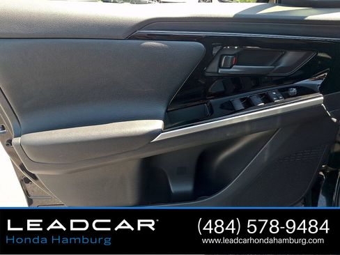 Used 2025 Toyota bZ4X FWD w/ Weather Package image 13
