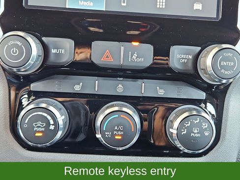 Used 2025 RAM 1500 Big Horn AWD/4WD image 19