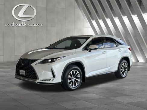 Certified 2022 Lexus RX 350 FWD w/ Premium Package image 3