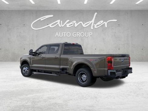 New 2026 Ford F350 XLT w/ XLT Premium Package AWD/4WD image 5