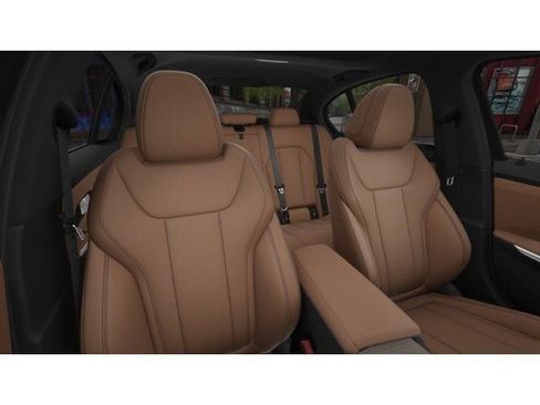 Used 2025 BMW 330i xDrive 330i xDrive w/ Premium Package image 11