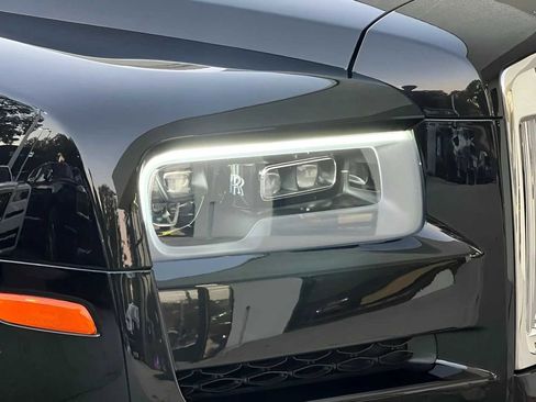 Certified 2021 Rolls-Royce Cullinan image 8