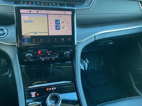 Certified 2023 Jeep Grand Cherokee L Limited image 12