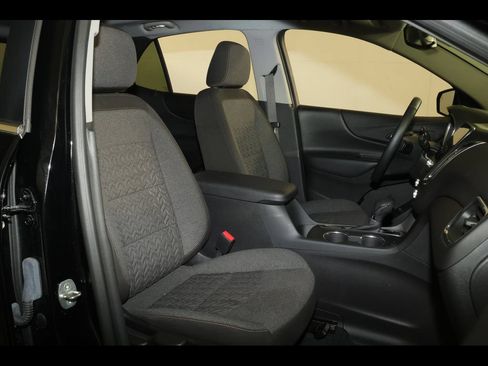 Used 2023 Chevrolet Equinox LT AWD/4WD image 29