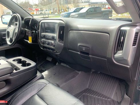 Used 2018 Chevrolet Silverado 1500 LT w/ All Star Edition image 25