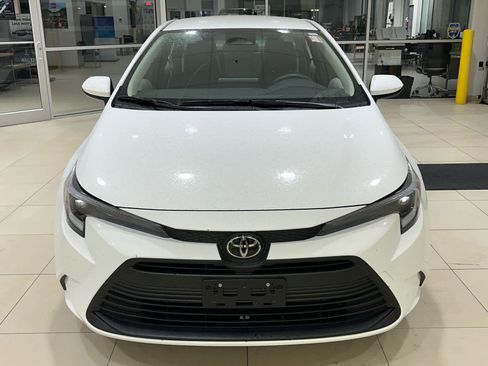 New 2026 Toyota Corolla LE w/ LE Premium Package FWD image 3