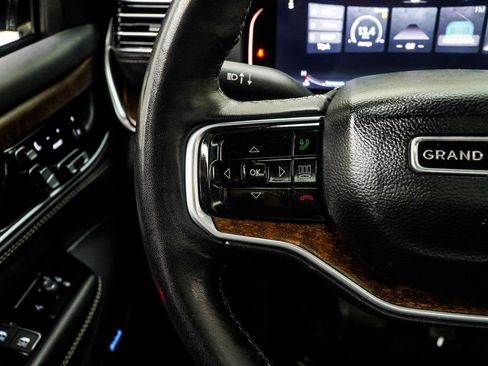 Used 2024 Jeep Grand Wagoneer L 4WD image 40