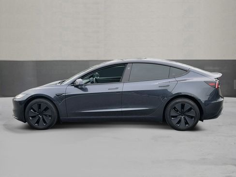 Used 2025 Tesla Model 3 Long Range RWD image 3