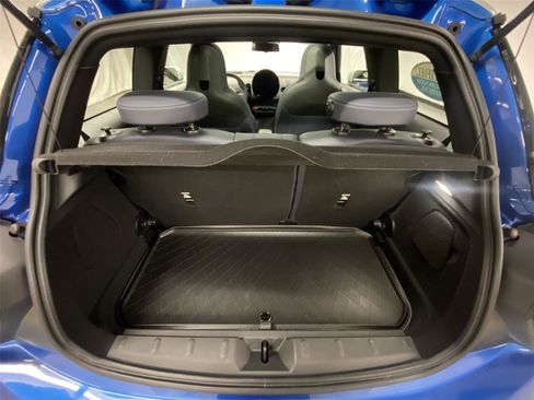 Certified 2025 MINI Cooper S image 25