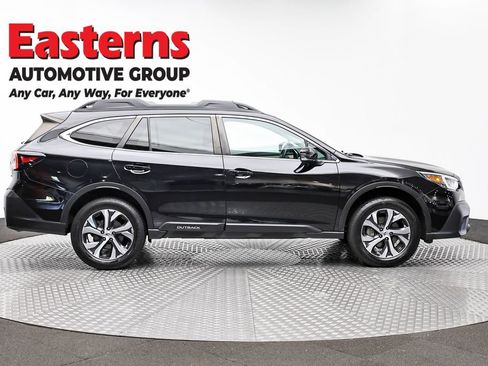 Used 2022 Subaru Outback Limited AWD/4WD image 4