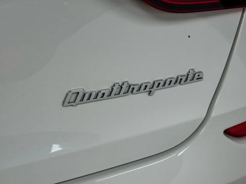 Used 2016 Maserati Quattroporte S Q4 image 11