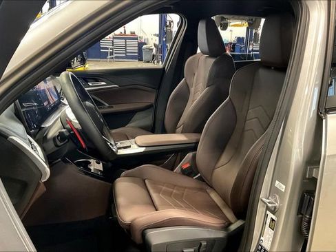 Used 2024 BMW X1 M35i w/ Shadowloine Package image 25