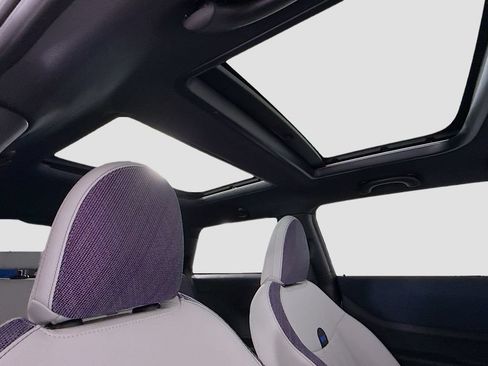 New 2026 MINI Cooper 2-Door Hardtop FWD image 19