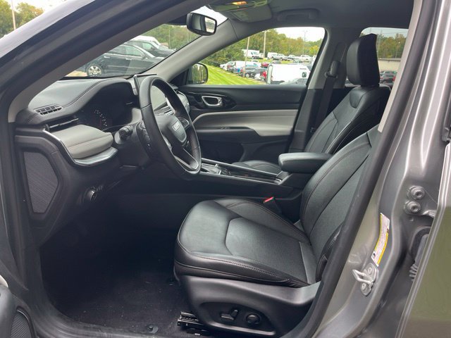 Used 2022 Jeep Compass Limited AWD/4WD image 12