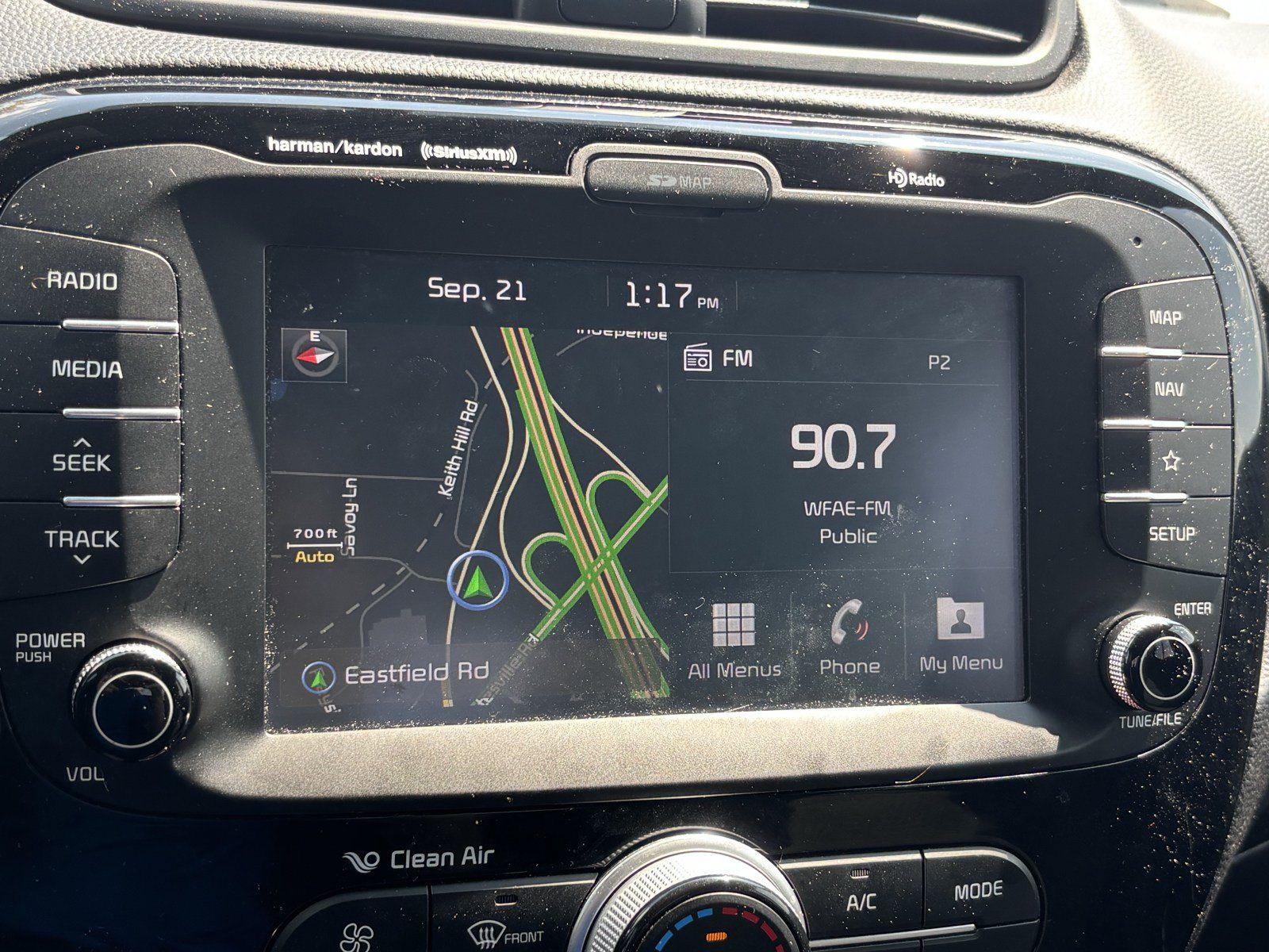 Used 2018 Kia Soul + FWD image 25