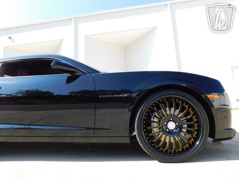 Used 2013 Chevrolet Camaro SS w/ RS Package RWD image 33