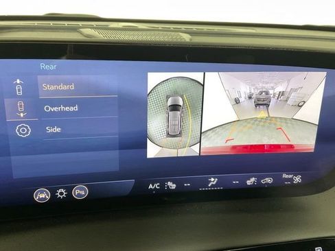 Used 2025 Buick Enclave Avenir w/ Super Cruise Package AWD/4WD image 9