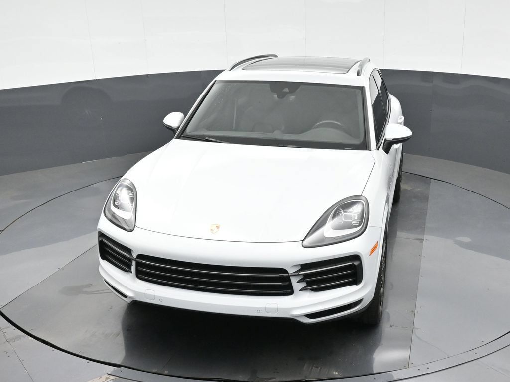 Certified 2023 Porsche Cayenne Platinum Edition AWD/4WD image 33