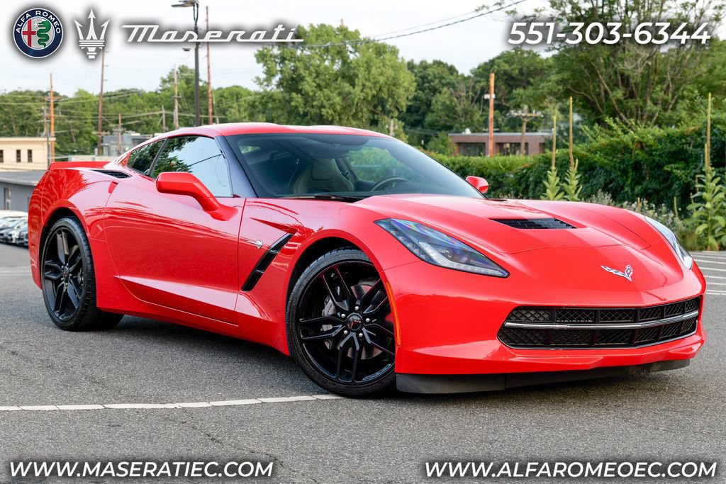 Used 2016 Chevrolet Corvette Stingray Coupe RWD image 1