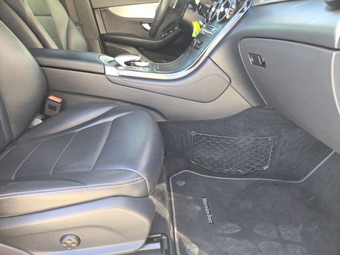 Used 2019 Mercedes-Benz GLC 300 4MATIC Coupe image 15