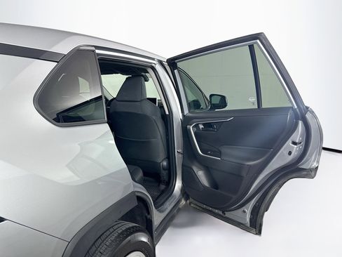 Used 2025 Toyota RAV4 LE image 27