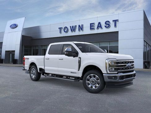 New 2026 Ford F250 Lariat w/ Chrome Package image 7
