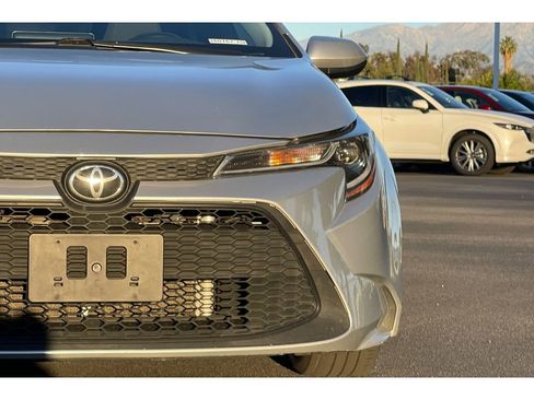 Used 2022 Toyota Corolla LE image 16