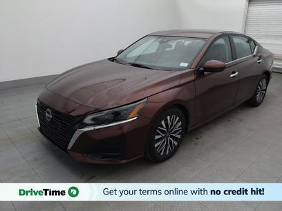 Used 2023 Nissan Altima 2.5 SV