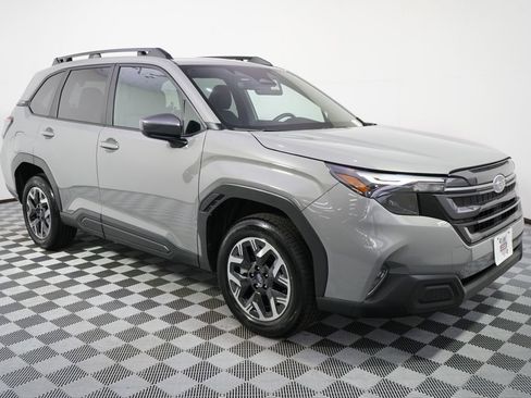 Used 2026 Subaru Forester Premium AWD/4WD image 8